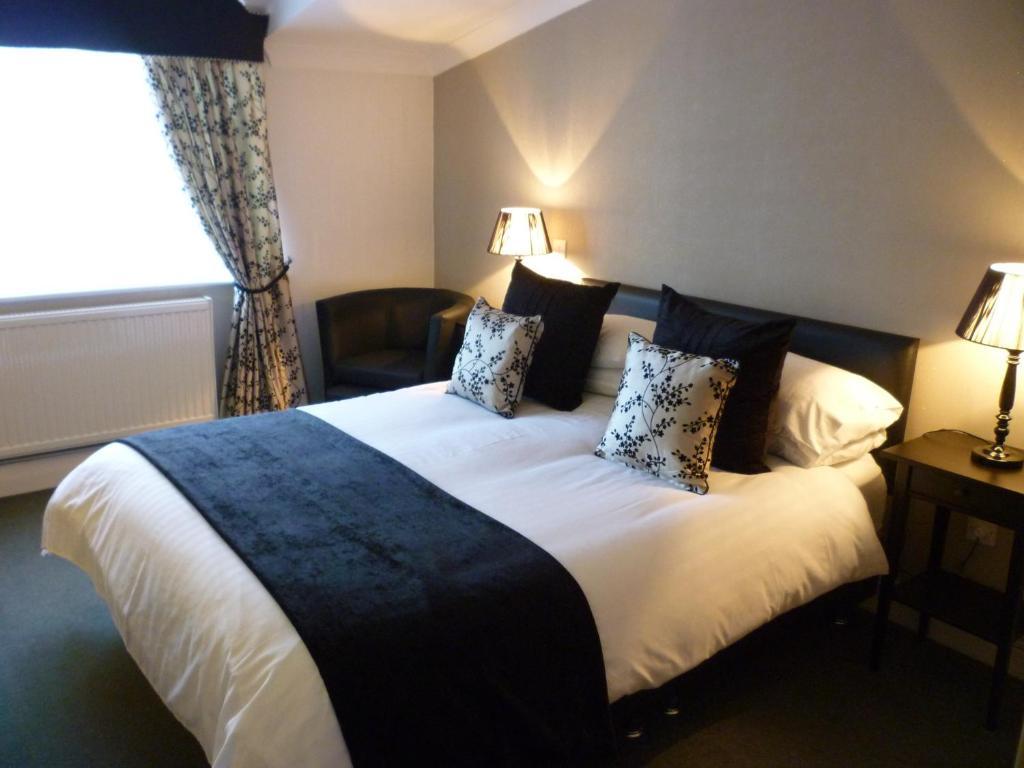 Deanwater Hotel Wilmslow Eksteriør bilde